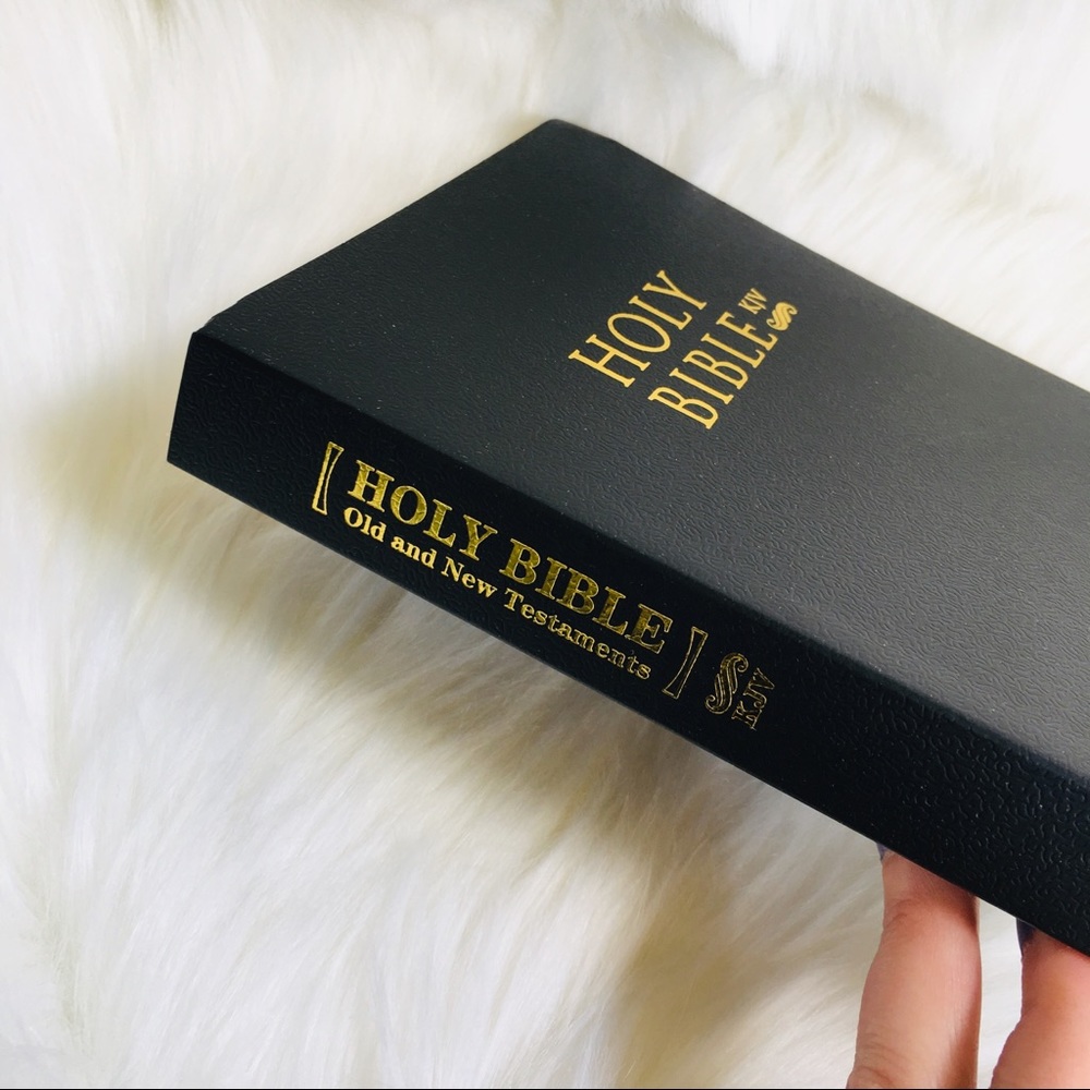 Bible black King James Old + New Testament KJV - Picture 2 of 9